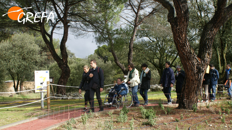 Un grupo de discapacitados recorre nuestro centro de educación ambiental "Naturaleza Viva".