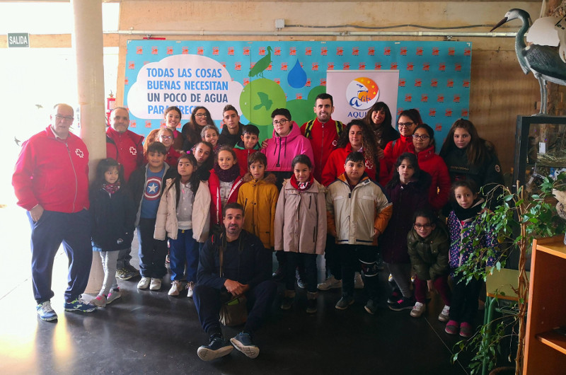 Grupo de Cruz Roja de Valladolid que visitó GREFA.