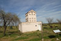 Un primillar es una construcción especialmente diseñada para albergar colonias de cernícalo primilla (foto: Fernando Garcés).