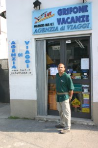 Agencia de viajes creada para visitar nuestros buitres en Pollino 