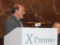 Nuestro amigo Benigno Varillas, en el momento de su magnífica presentación sobre la trayectoria de GREFA.