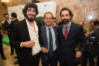 Un momento del cocktail ofrecido en el hall del salón de actos del CSIC durante la entrega del X Premio Fondena. Foto: Fondena.