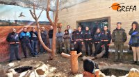 Parte de los asistentes al curso durante una de las prácticas de manejo.