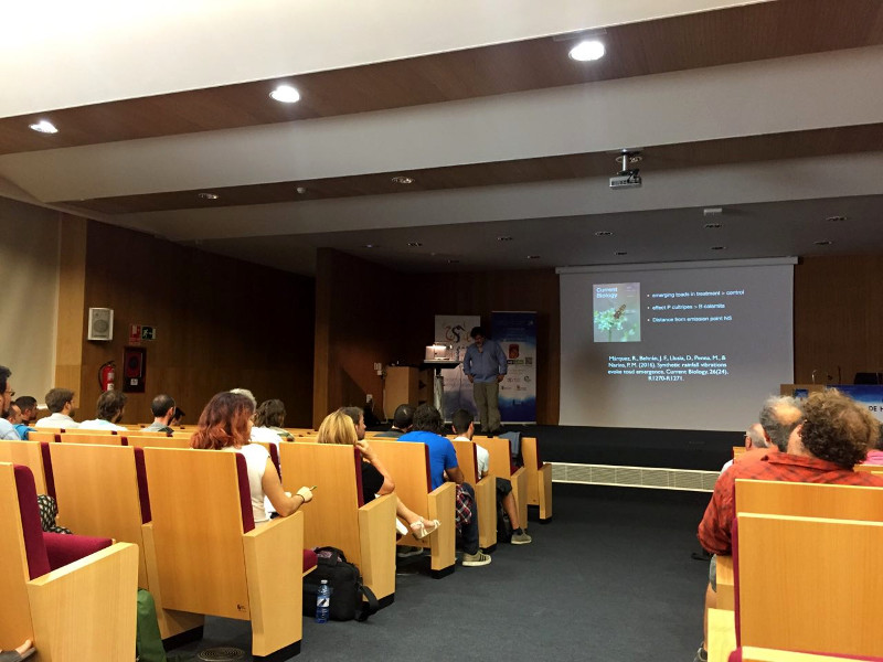 Un momento de la conferencia plenaria de Rafael Márquez sobre bioacústica de anfibios en el reciente congreso de herpetología celebrado en Salamanca.