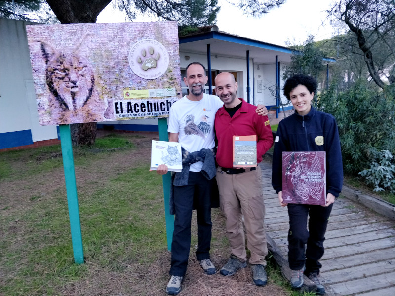 Personal de GREFA con Francisco Villaespesa en nuestra reciente visita al centro de cría del lince de El Acebuche, en Doñana.