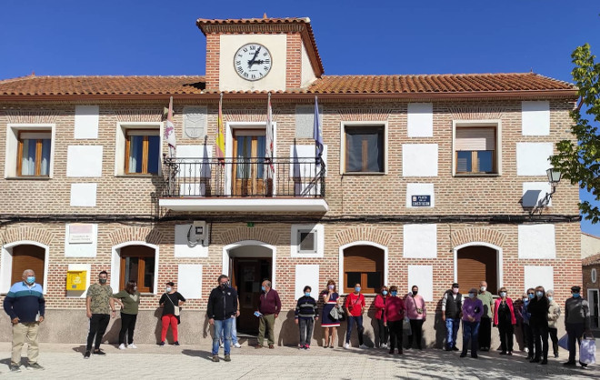 Vecinos de Horcajo de las Torres (Ávila) participantes en el evento para voluntarios del pasado 7 de octubre organizado por GREFA.