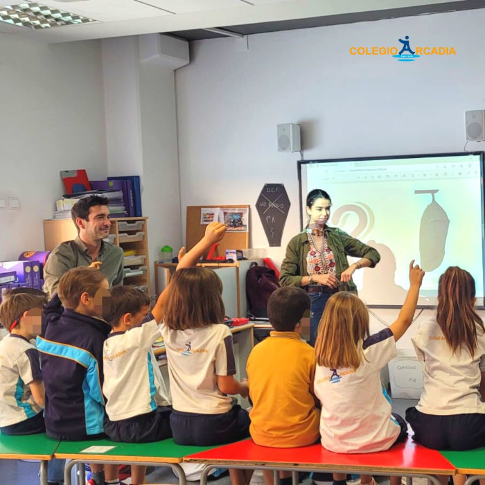 Taller ‘Descubre las Mariposas Monarca’ realizado por Insectalia y la UAM con alumnos de primero de Primaria del Colegio Arcadia de Villanueva de la Cañada (Madrid).