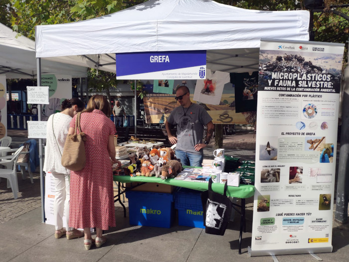 Stand de GREFA en la XVIII Feria de Entidades de Acción Voluntaria de Majadahonda.