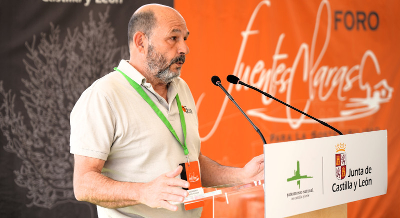 Fernando Garcés, secretario general de GREFA, fue el encargado de recoger el premio.